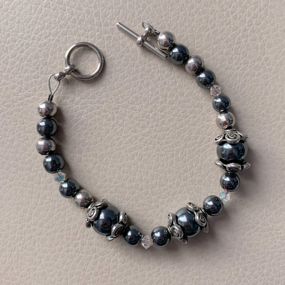 Cute! Hematite & Silver Beaded Bracelet